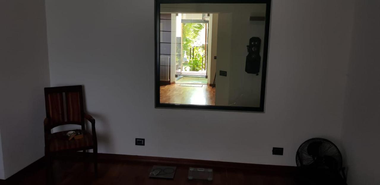 شقة La Casa Con Piscina Riscaldata Interna Anna Luxury Garden بيزا المظهر الخارجي الصورة